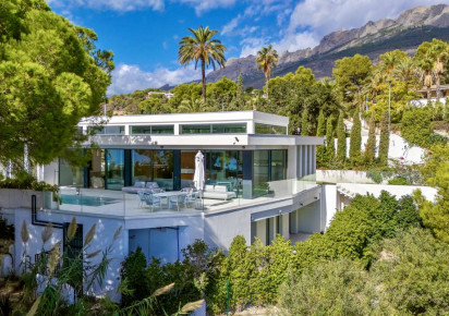 Resale · detached house · Altea