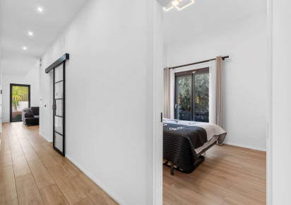 Resale · detached house · Altea