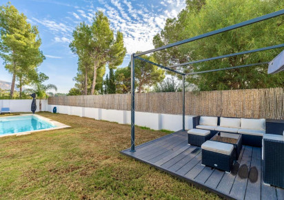 Resale · detached house · Altea