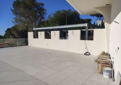 Resale · detached house · Altea