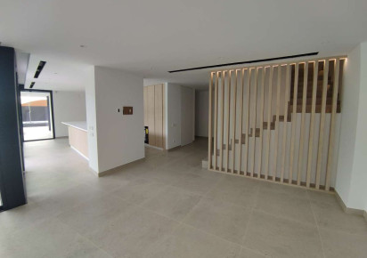 Resale · detached house · Altea
