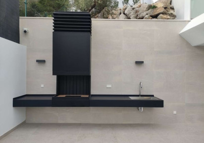 Resale · detached house · Altea
