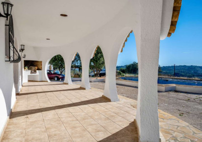 Resale · detached house · Benissa