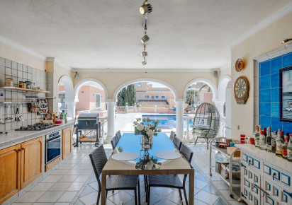 Resale · detached house · Calpe