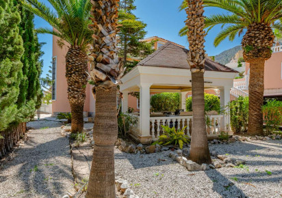 Resale · detached house · Calpe
