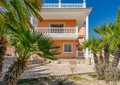 Resale · detached house · Calpe
