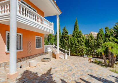 Resale · detached house · Calpe