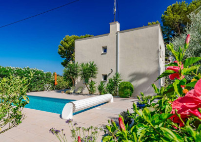 Resale · detached house · Calpe