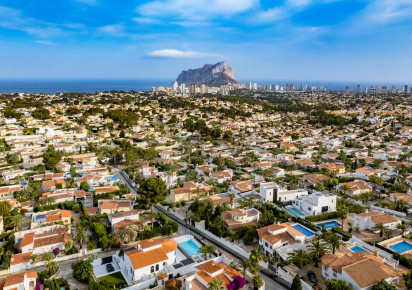 Resale · detached house · Calpe