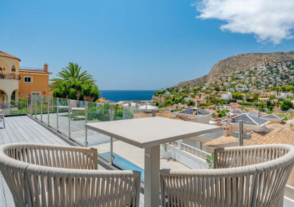 Resale · detached house · Calpe