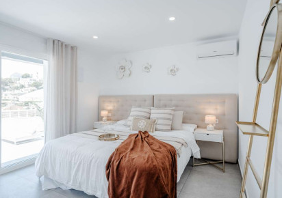 Resale · detached house · Calpe