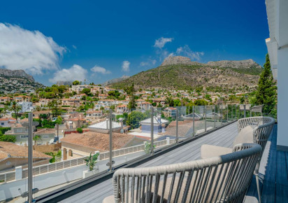 Resale · detached house · Calpe