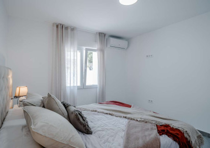 Resale · detached house · Calpe