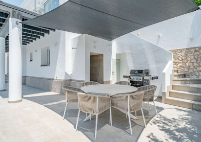Resale · detached house · Calpe