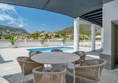 Resale · detached house · Calpe
