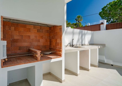 Resale · detached house · Calpe