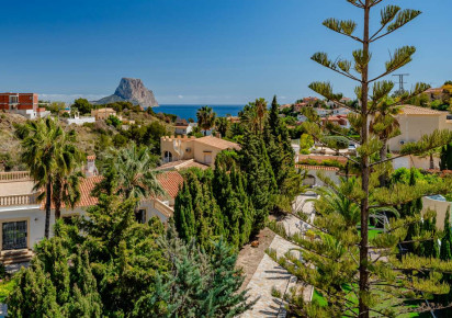 Resale · detached house · Calpe