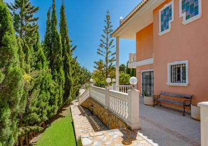 Resale · detached house · Calpe