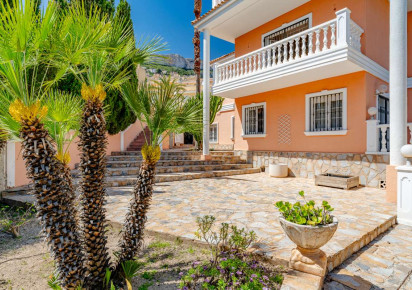 Resale · detached house · Calpe