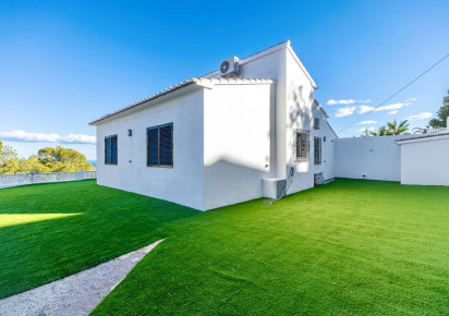 Resale · detached house · Calpe