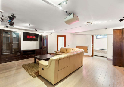 Resale · detached house · Calpe