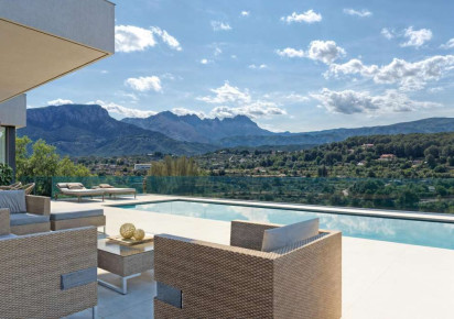 Resale · detached house · Calpe