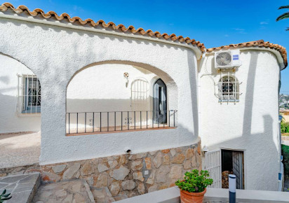 Resale · detached house · Calpe