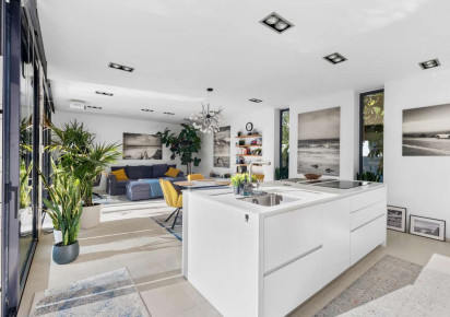 Resale · detached house · Calpe