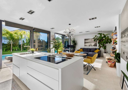 Resale · detached house · Calpe