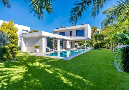 Resale · detached house · Calpe