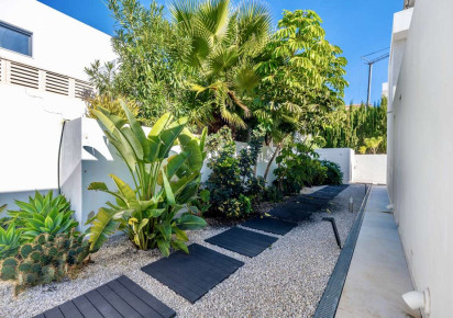 Resale · detached house · Calpe