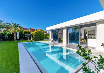 Resale · detached house · Calpe