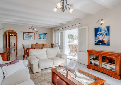 Resale · detached house · Calpe