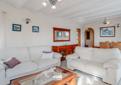 Resale · detached house · Calpe