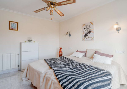 Resale · detached house · Calpe