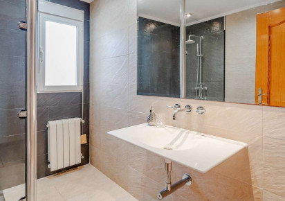 Resale · detached house · Calpe