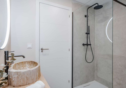 Resale · detached house · Calpe