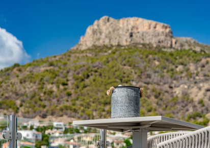 Resale · detached house · Calpe