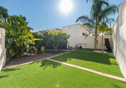 Resale · detached house · Calpe