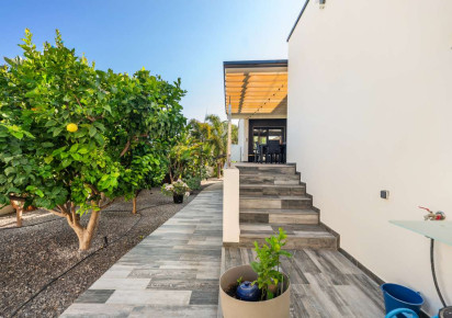 Resale · detached house · Calpe