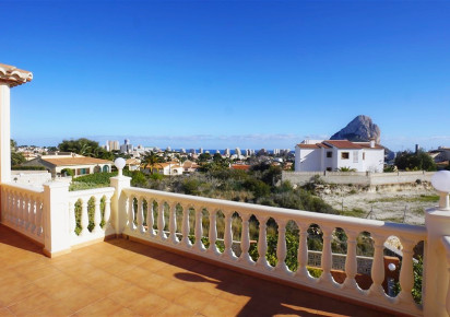 Resale · detached house · Calpe