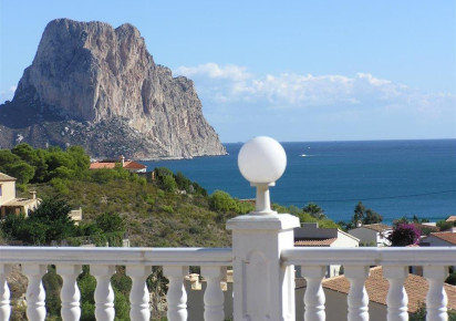 Resale · detached house · Calpe