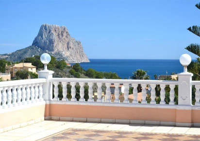 Resale · detached house · Calpe