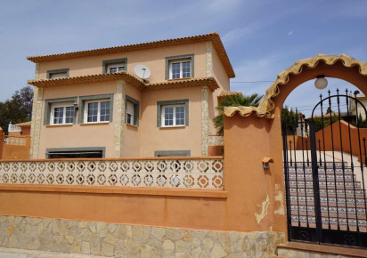 Resale · detached house · Calpe