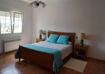 Resale · detached house · Calpe