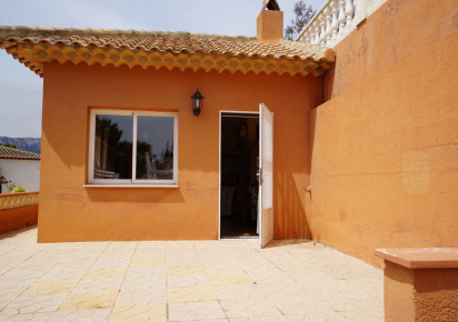 Resale · detached house · Calpe
