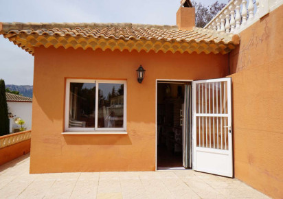Resale · detached house · Calpe