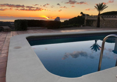 Resale · detached house · Calpe