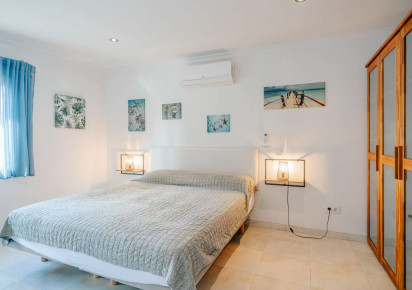 Resale · detached house · Calpe