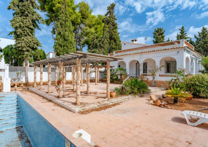 Resale · detached house · Costeres